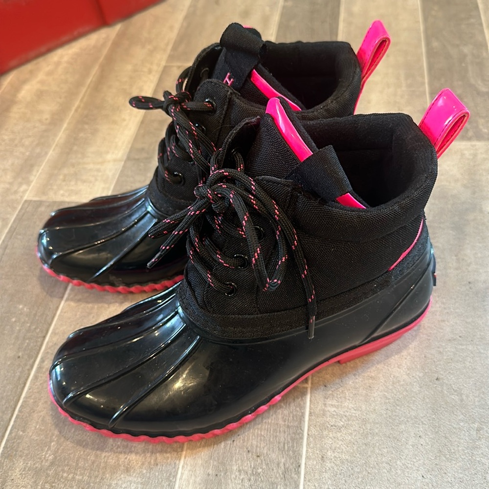 Tommy Hilfiger boots